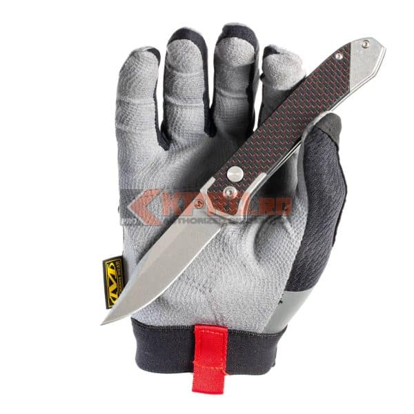 Briceag cu fibra de carbon