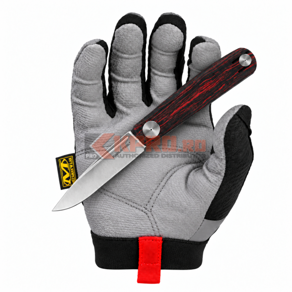 Briceag Real Steel Gslip 5.0240 ținut în mănușă, watermark KPRO.ro