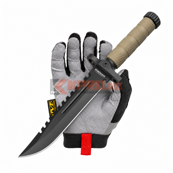 Cutit Supravietuire Boker Magnum M-Spec Survival 02SC005 ținut în mănușă, watermark KPRO.ro