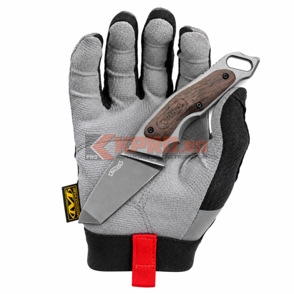 Cutit de gat Walther IAK 5.0826 ținut în mănușă, watermark KPRO.ro