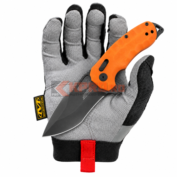 Briceag SOG Kiku XR Lte Portocaliu G10 + Carbon 12-27-03-57 ținut în mănușă, watermark KPRO.ro