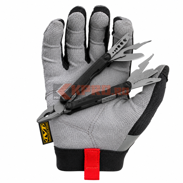 Briceag multifunctional Walther GMT150 5.0796 ținut în mănușă, watermark KPRO.ro