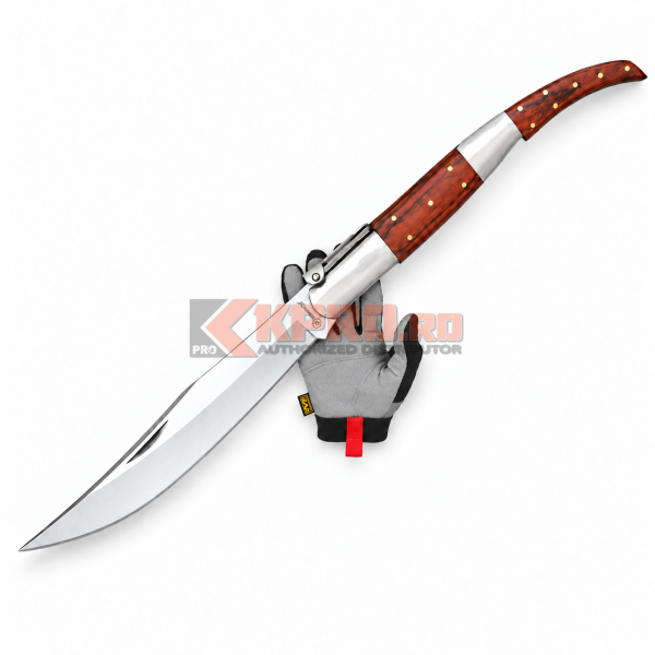 Briceag Spaniol Cricket 77 Albainox Gigant Rosu 01709 ținut în mănușă, watermark KPRO.ro