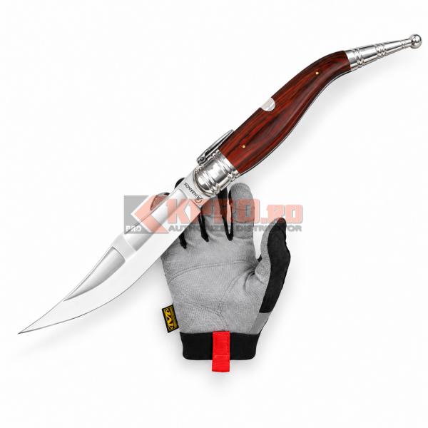 Briceag Spaniol Cricket 51 Albainox Gigant Rosu 04011 ținut în mănușă, watermark KPRO.ro