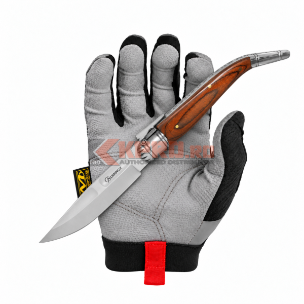 Briceag Cricket Albainox Sevillana 22 Stamina Rosu 01030 ținut în mănușă, watermark KPRO.ro