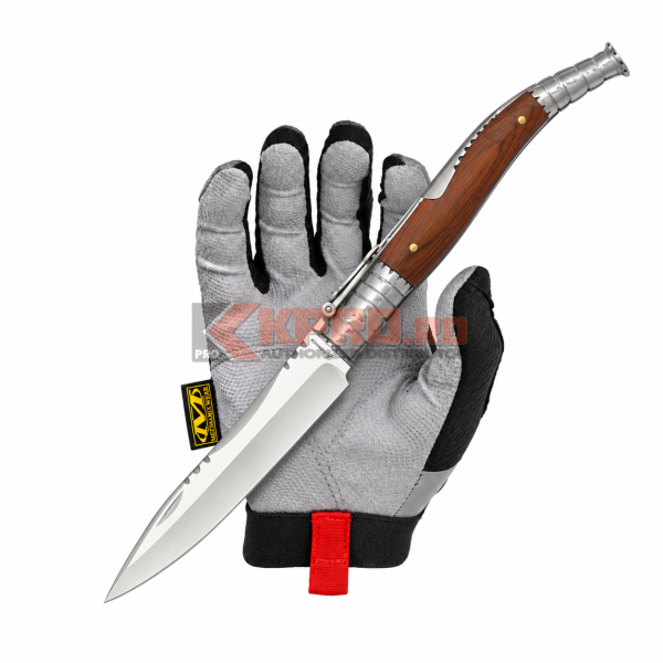 Briceag Spaniol Cricket 29 Albainox Stamina Rosu 01666 ținut în mănușă, watermark KPRO.ro