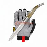 Briceag Spaniol Cricket 29 Albainox Corn 01668 ținut în mănușă, watermark KPRO.ro