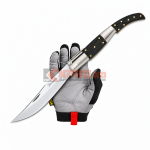 Briceag Spaniol Cricket 37 Albainox Arabe Negru 01759 ținut în mănușă, watermark KPRO.ro